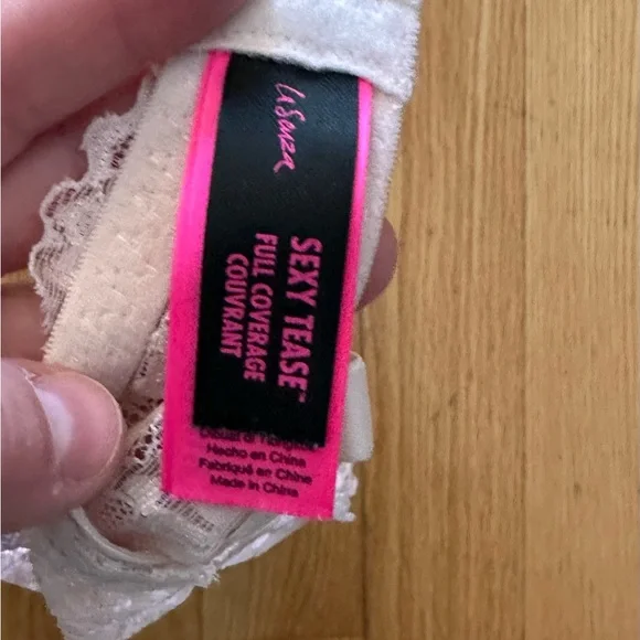 Bra Bundle 34D - Picture 6 of 10